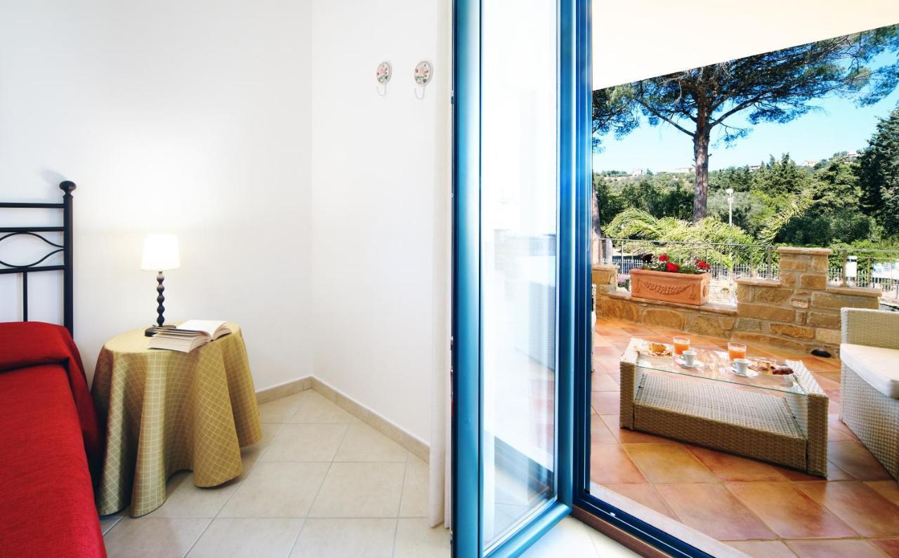 Bed and Breakfast Cuore Del Cilento Relais&Retreat Castellabate Exterior foto